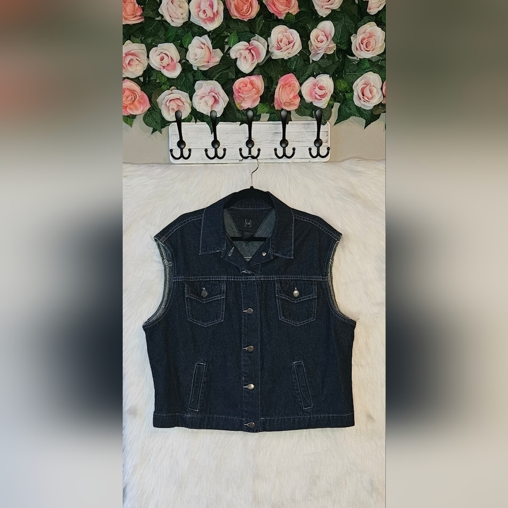 i/d Classic Dark Wash Denim Vest